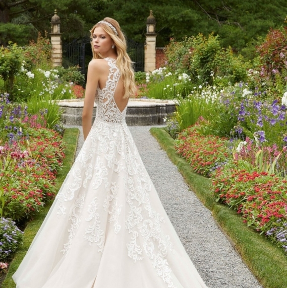 STYLE #2041 Mori Lee Parthenia Wedding Dress size 14 with Veil - Picture 3 of 8